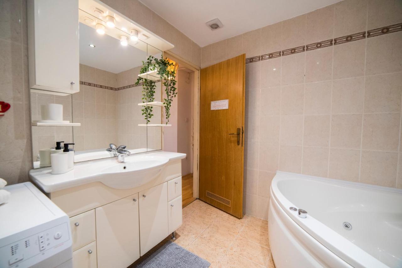 Octogon Apartment زغرب المظهر الخارجي الصورة